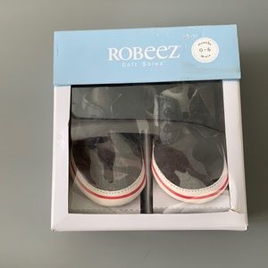 Robeez soft sole shoes